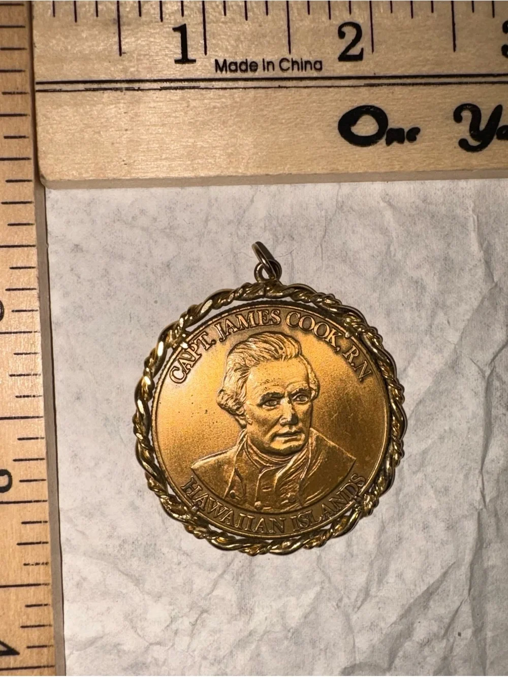 Gold Hawaiian Islands Collector Medallion Pendant - Captain Cook